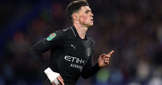 Foden vừa ghi bàn vừa kiến tạo cho Man City.