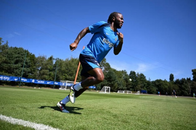 Ảnh bài viết Lý do Sterling chưa đồng ý rời Chelsea