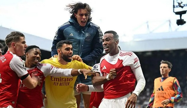 Arsenal vượt khó thành công.