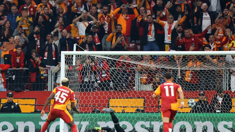 Tình huống quyết định trận đấu.