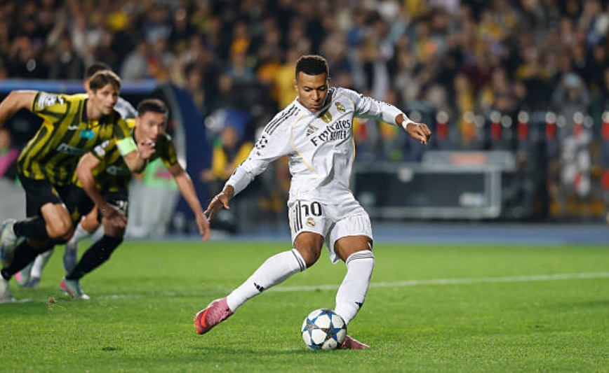 Mbappe vừa có cú hat-trick trong cuộc chạm trán Kairat rạng sáng nay.