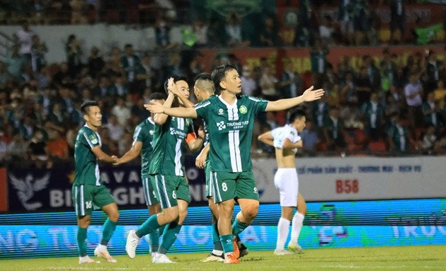 Ảnh bài viết Minh Vương lập cú đúp, Đồng Nai dẫn đầu BXH