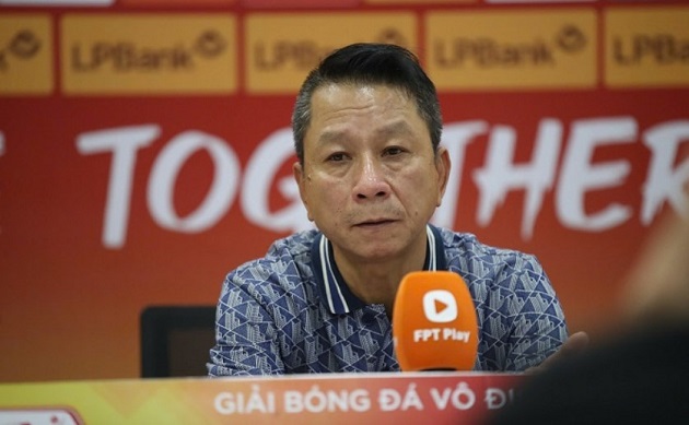 HLV Văn Sỹ Sơn là người khá am hiểu bóng đá SLNA.