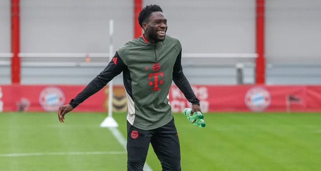 Ảnh bài viết Bayern hành quân đến Frankfurt, Davies có thể trở lại tháng 12