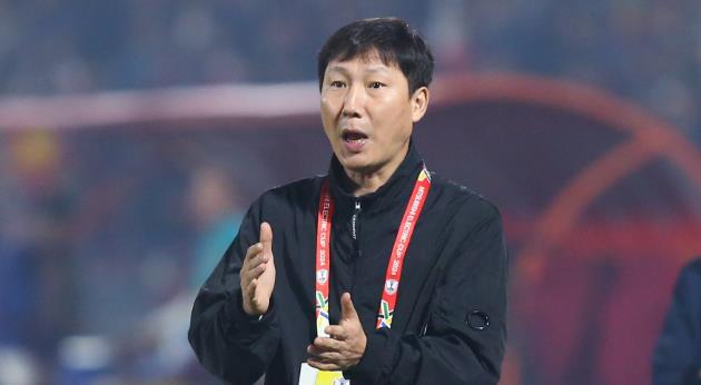 Ảnh bài viết Tuyển Việt Nam và bước đi khôn ngoan của HLV Kim Sang Sik