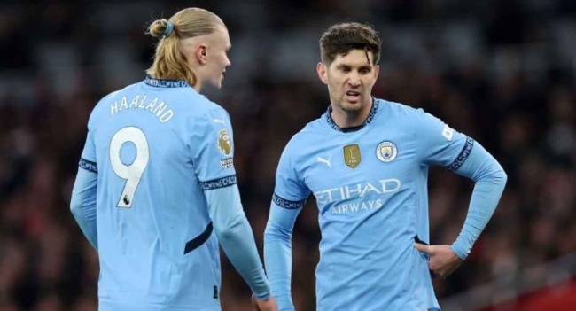 Ảnh bài viết John Stones từng cân nhắc treo giày bởi chấn thương