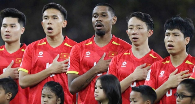 Ảnh bài viết HLV Kim Sang Sik bất ngờ chọn Pendant Quang Vinh làm đội phó