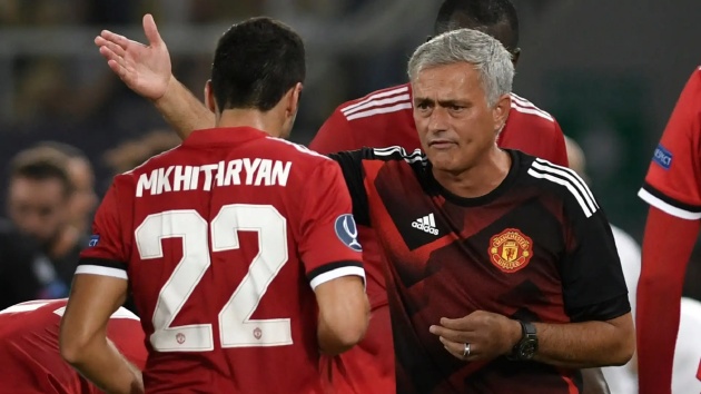 Ảnh bài viết Mkhitaryan: “Mourinho nhắn tin ép tôi rời Man United để lấy Alexis Sanchez”