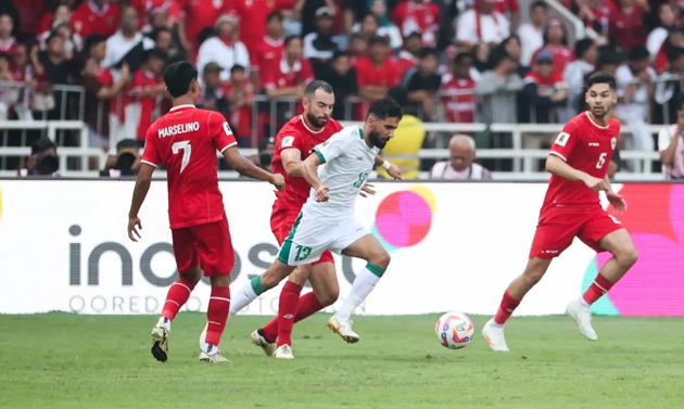 Ảnh bài viết Kluivert được khuyên dùng lại sơ đồ của Shin Tae Yong, không nên tự ái