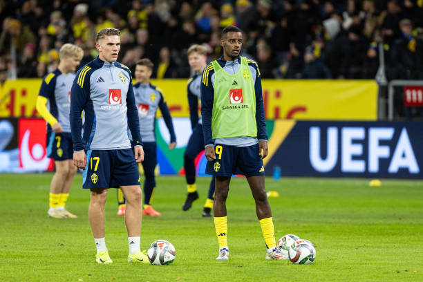 Ảnh bài viết Thụy Điển 'đánh cược' với Isak - Gyokeres ở trận cầu then chốt