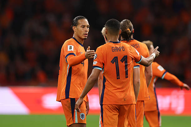 Virgil Van Dijk và Cody Gakpo tỏa sáng trong màu áo tuyển Hà Lan.