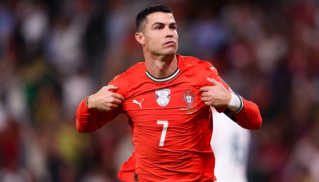 Ảnh bài viết Ronaldo phá kỷ lục, Bồ Đào Nha vẫn bất an