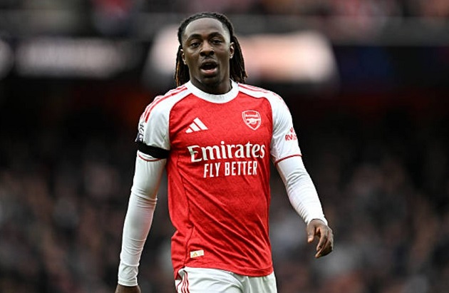 Các cầu thủ đa năng như Eze giúp Arsenal có thêm các phương án tấn công sáng tạo.