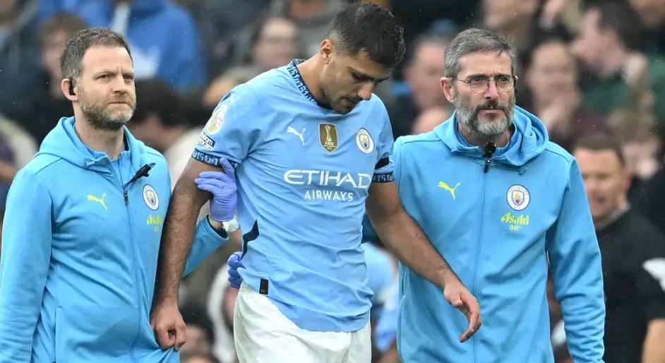 Rodri đã tái phát chấn thương.