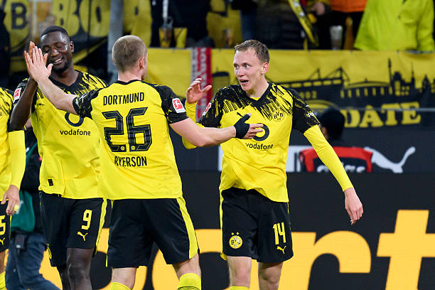 Ảnh bài viết Dortmund thắng nghẹt thở Cologne, Beier ghi bàn phút 90+6