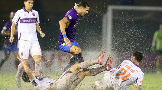 Ảnh bài viết Điểm tin bóng đá Việt Nam 26/10: Harry Kewell có chiến thắng đầu tiên; Nam Định tìm kiếm HLV ngoại