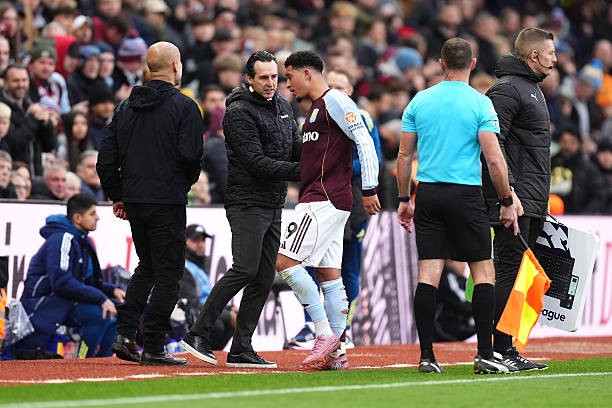 Ảnh bài viết Emery mất kiên nhẫn với Sancho trong trận thắng Man City