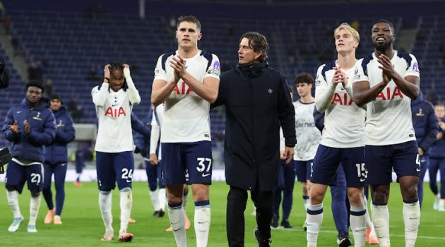 Tottenham giành chiến thắng thuyết phục.