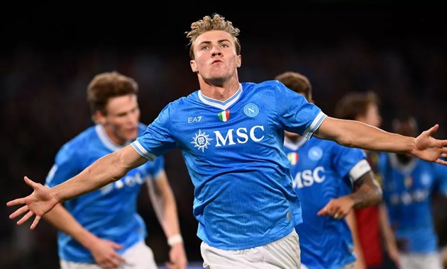 Ảnh bài viết Man Utd chốt đàm phán với Napoli về tương lai của Hojlund