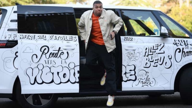 Mbappe được cho là không có ý định thi bằng lái.