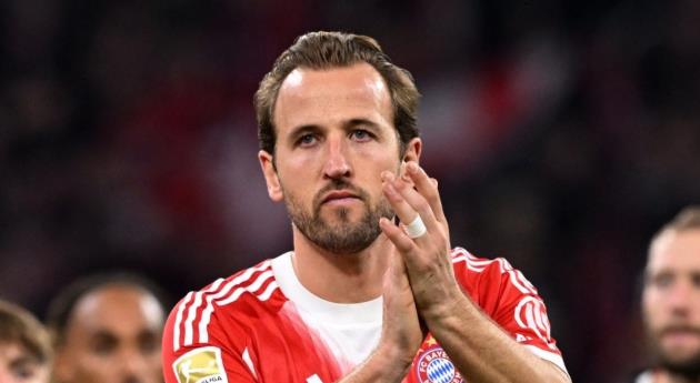 Ảnh bài viết Chuyển nhượng sáng 3/11: Kane có thể đến Barca; MU và Tottenham theo sát Branthwaite