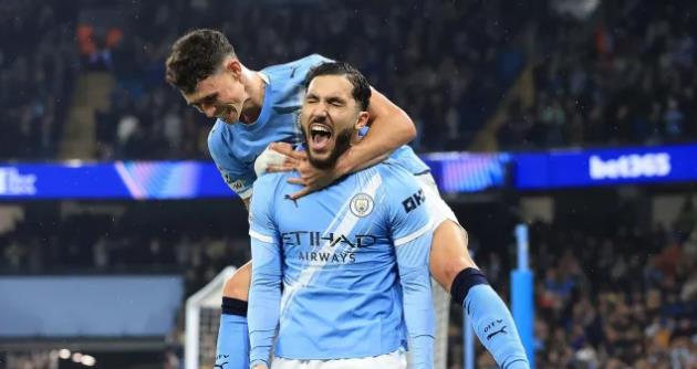 Ảnh bài viết Hargreaves cảnh báo Arsenal trước cuộc đua vô địch Ngoại hạng Anh