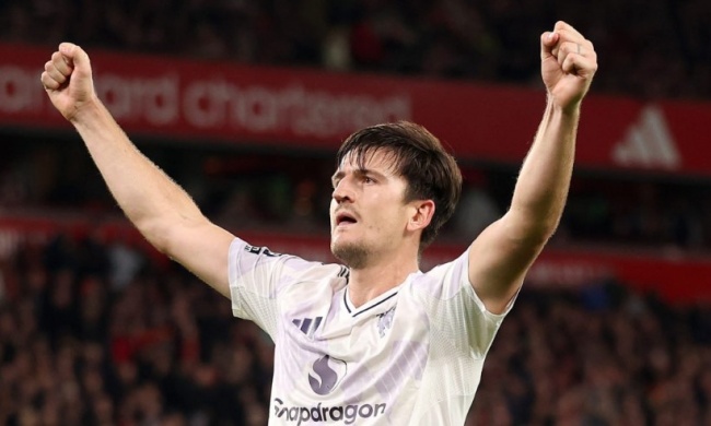 Ảnh bài viết HLV Amorim ca ngợi Maguire: “Một thủ lĩnh đúng nghĩa tại Man United”