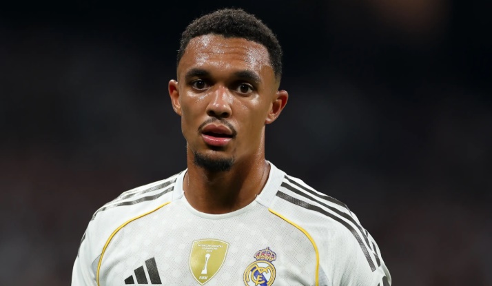 Ảnh bài viết Pennant lý giải vì sao CĐV Liverpool cảm thấy bị Alexander-Arnold phản bội