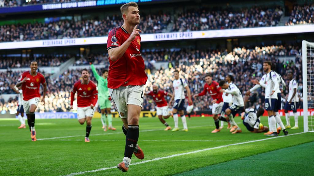 Ảnh bài viết De Ligt tỏa sáng phút bù giờ, MU thoát thua kịch tính trước Tottenham