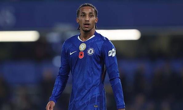 Joao Pedro: 7.7 điểm: Anh thi đấu không ổn định trong hiệp một, dẫu vậy, tuyển thủ Brazil đã nỗ lực hơn ở 45 phút tiếp theo và đóng góp 1 bàn thắng.

Estevao Willian (vào thay Liam Delap ở phút 64): 6.5 điểm: Tạo ra tác động tức thì sau khi vào sân. Anh là người tung ra đường chuyền dọn cỗ cho Joao Pedro ghi bàn.

Chấm điểm cầu thủ Chelsea từ BongDa.com.vn.