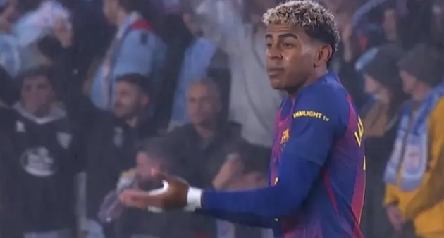 Ảnh bài viết Lamine Yamal nổi nóng khi Barca mất kiểm soát ở giữa sân