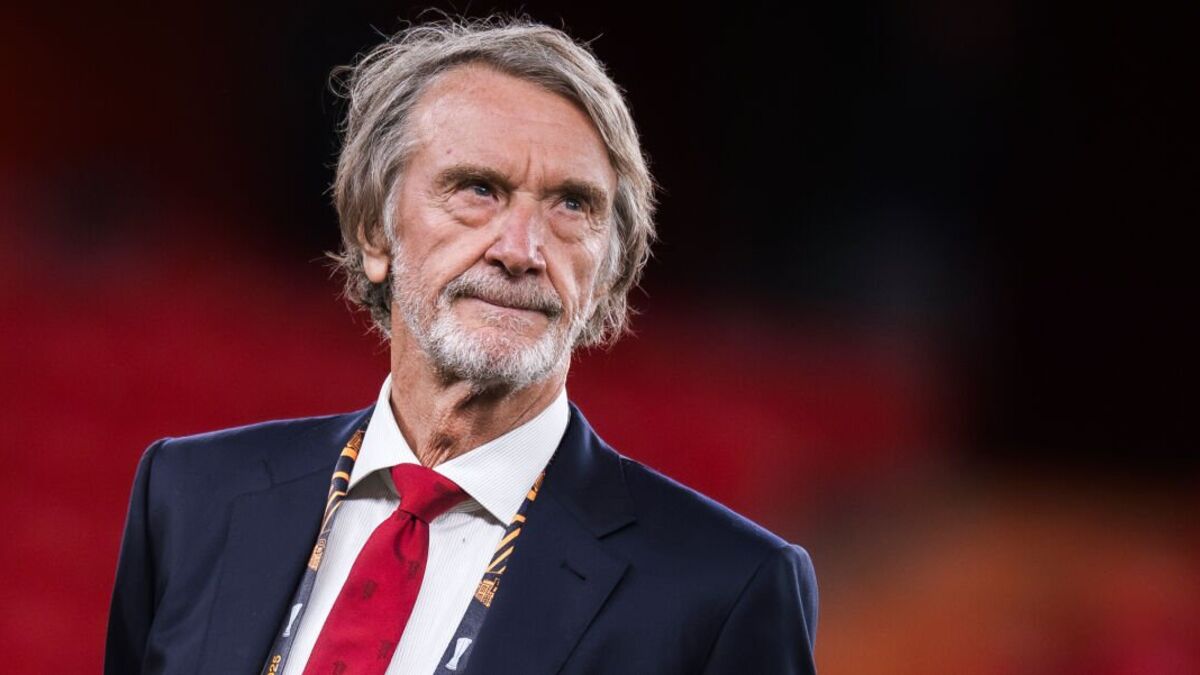 Ảnh bài viết MU du đấu Saudi và mở tour Carrington – Jim Ratcliffe tăng tốc kiếm tiền cho Quỷ đỏ