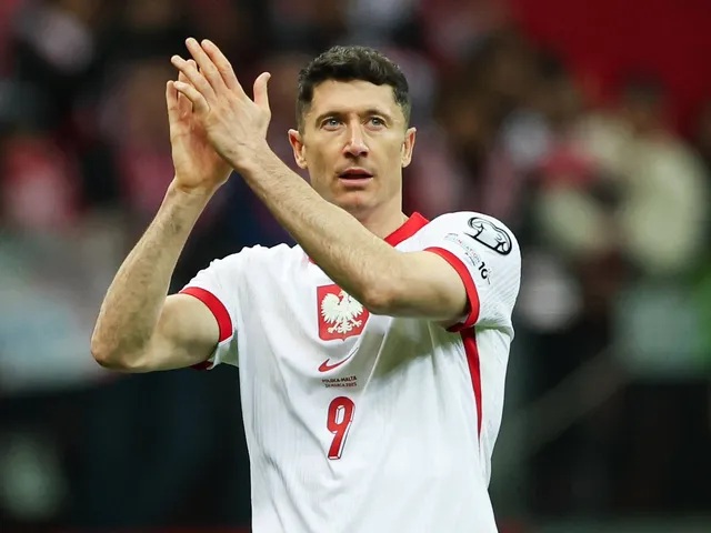 Lewandowski là ngôi sao lớn của Ba Lan.