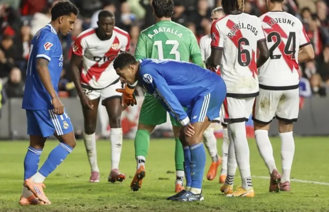 Ảnh bài viết Cuộc khủng hoảng thầm lặng ở hàng tiền vệ Real Madrid