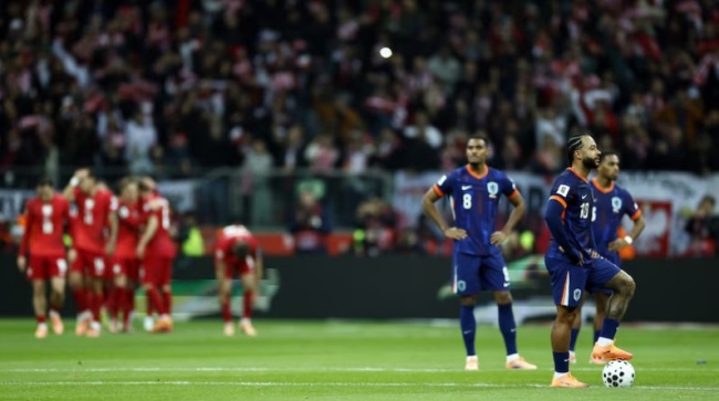 Ba Lan là đội mở tỷ số trước.