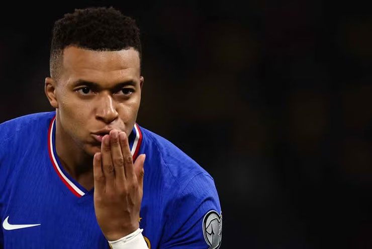 Ảnh bài viết Mbappe trở lại Madrid vì chấn thương nhẹ, vắng trận gặp Azerbaijan