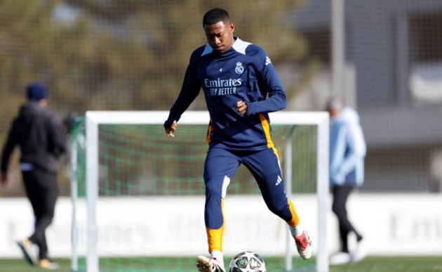 Ảnh bài viết Chấn thương khiến Real Madrid phân vân về hợp đồng mới của Alaba