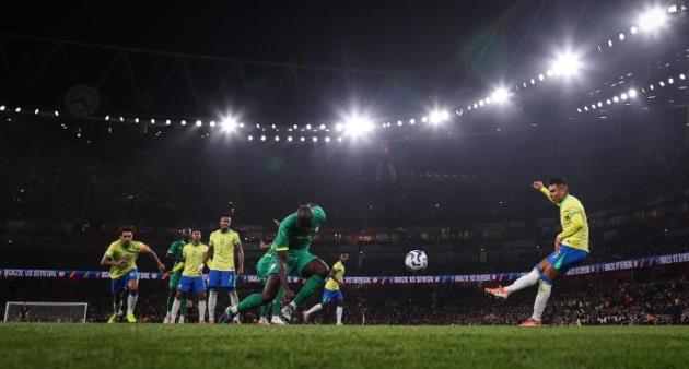 Ảnh bài viết Casemiro hồi sinh, Dorgu bùng nổ: Kỳ tập trung đầy biến động của Man Utd