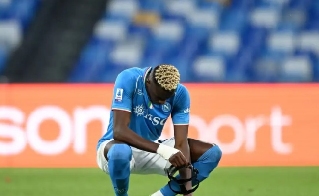 Ảnh bài viết Napoli khủng hoảng, Chủ tịch De Laurentiis bị truy tố vì gian lận chuyển nhượng