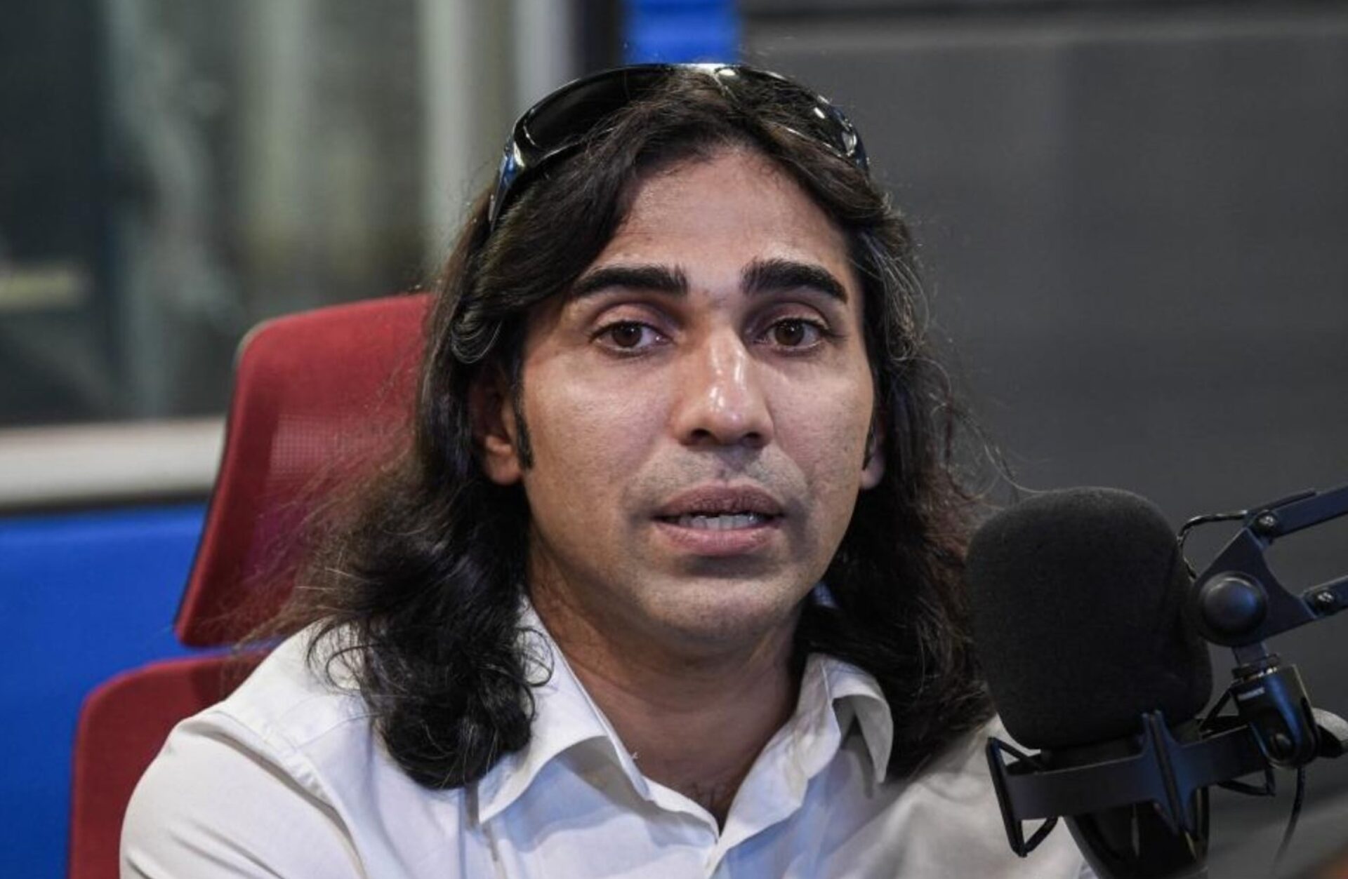 Nhà báo Haresh Deol bị tấn công, nghi do liên quan đến việc điều tra vụ gian lận nhập tịch của FAM.