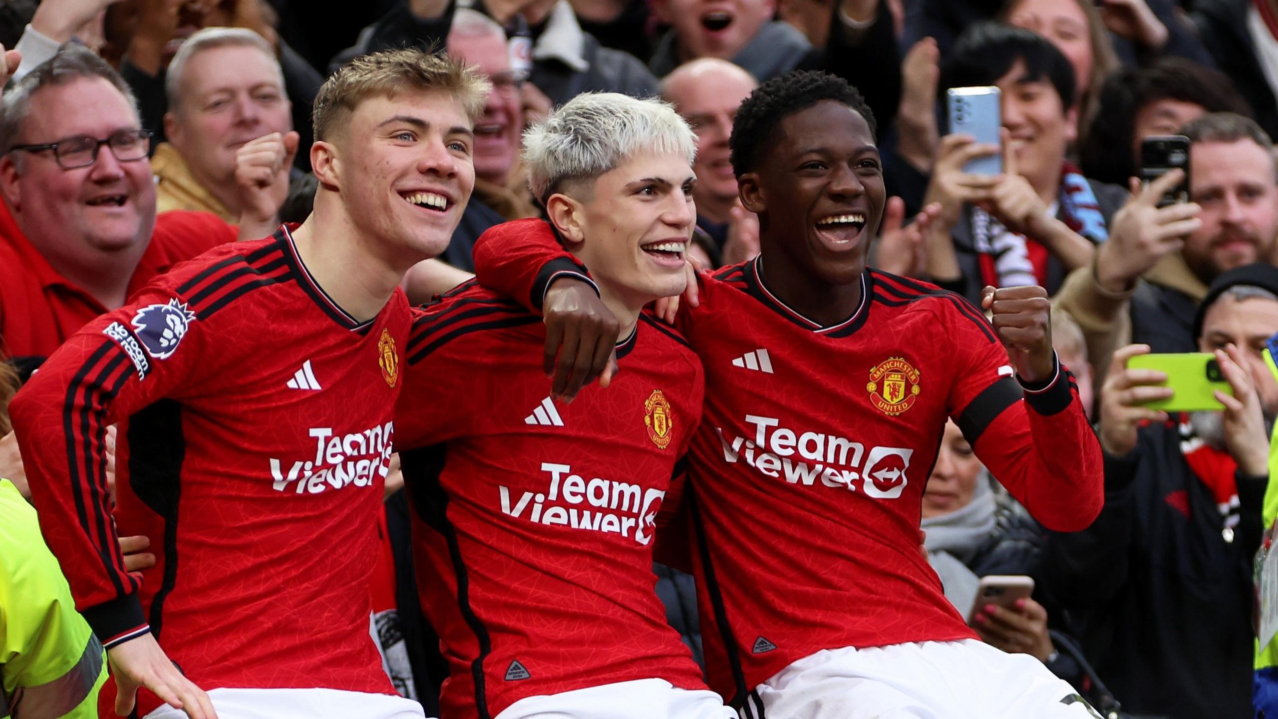 Ảnh bài viết Bức ảnh định mệnh và quyết định đau đớn nhất của Manchester United