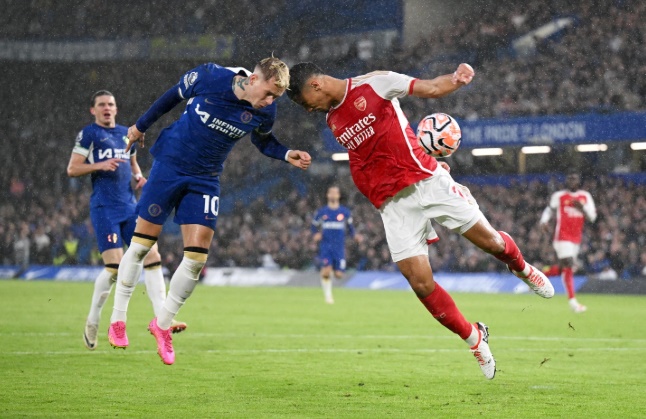 Ảnh bài viết Arsenal vs Chelsea: "Điềm báo" lịch sử và cán cân nghiêng về Pháo thủ