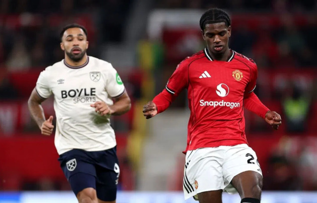 Ảnh bài viết Màn thể hiện mờ nhạt của Heaven trong lần đá chính đầu tiên cho Man Utd