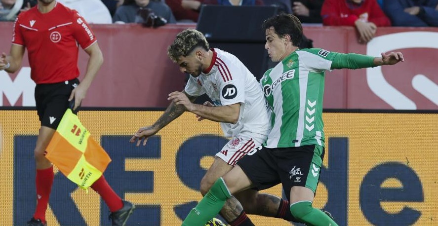 Ảnh bài viết Lamine Yamal và Valentin Gomez: Cuộc so tài đỉnh cao giữa hai ngôi sao trẻ