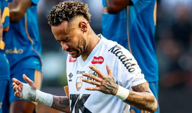 Ảnh bài viết Neymar tiết lộ sẽ phẫu thuật đầu gối sau chiến thắng của Santos