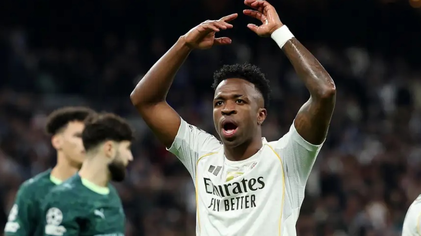 Ảnh bài viết Kịch tính tại Bernabeu: VAR từ chối phạt đền cho Real Madrid, Man City thắng 2-1