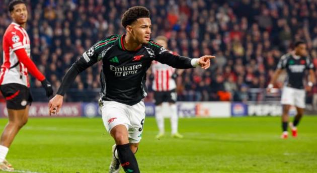 Ảnh bài viết Nwaneri đối mặt tương lai bất định tại Arsenal: Man United và Chelsea tranh giành
