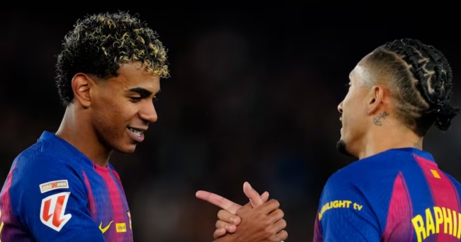 Ảnh bài viết Hansi Flick san bằng kỷ lục: Barcelona ghi bàn 37 trận liên tiếp ở La Liga