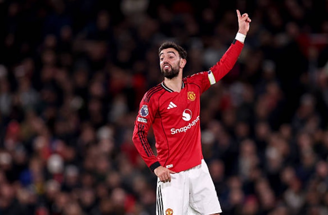 Bruno Fernandes đã có những chia sẻ về quyết định gắn bó với MU.