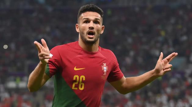 Ramos được MU quan tâm.